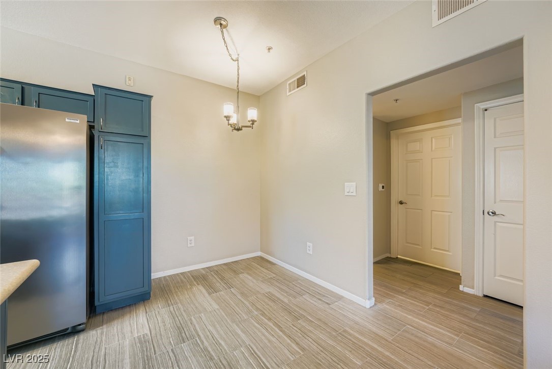 2291 West Horizon Ridge Parkway 10155