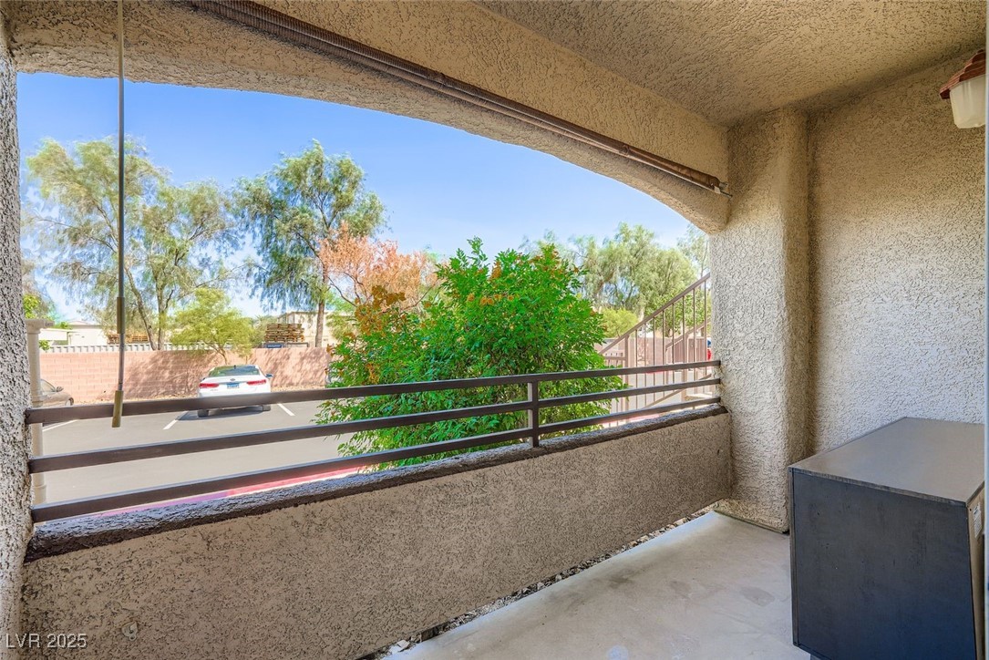2291 West Horizon Ridge Parkway 10155
