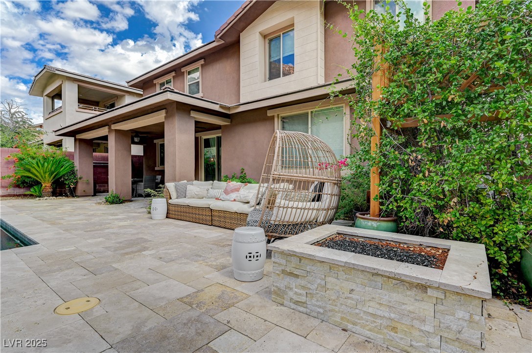 5671 Mesa Mountain Drive