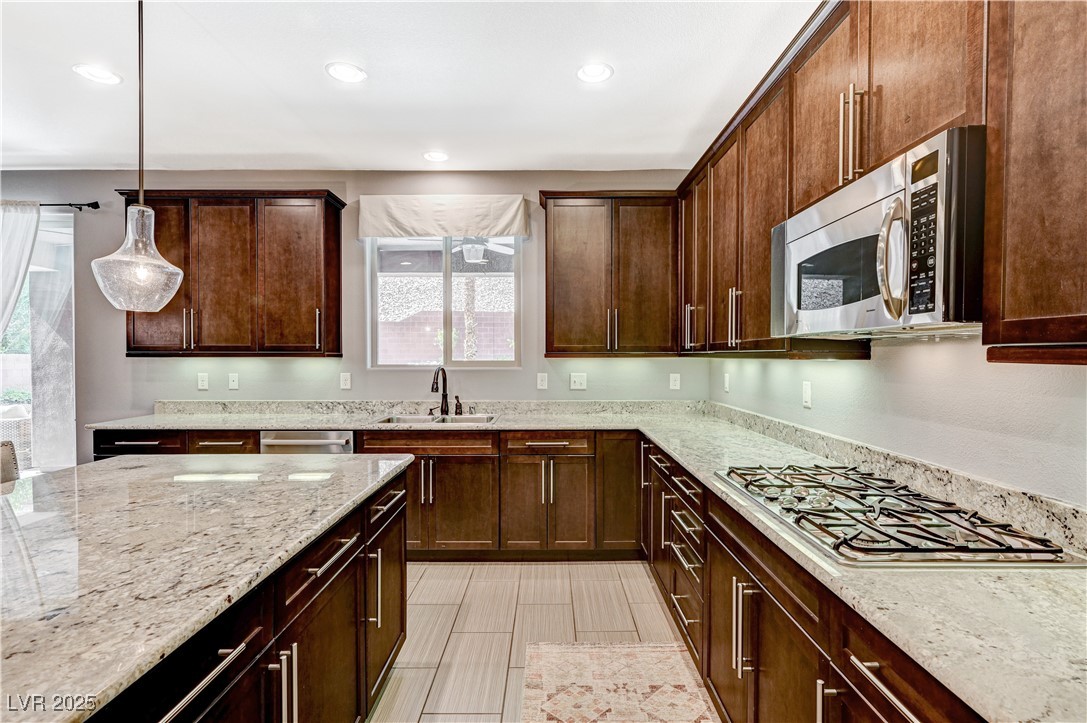 5671 Mesa Mountain Drive