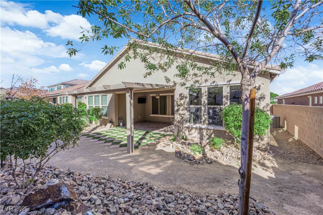 141 Outcrop Ridge Avenue