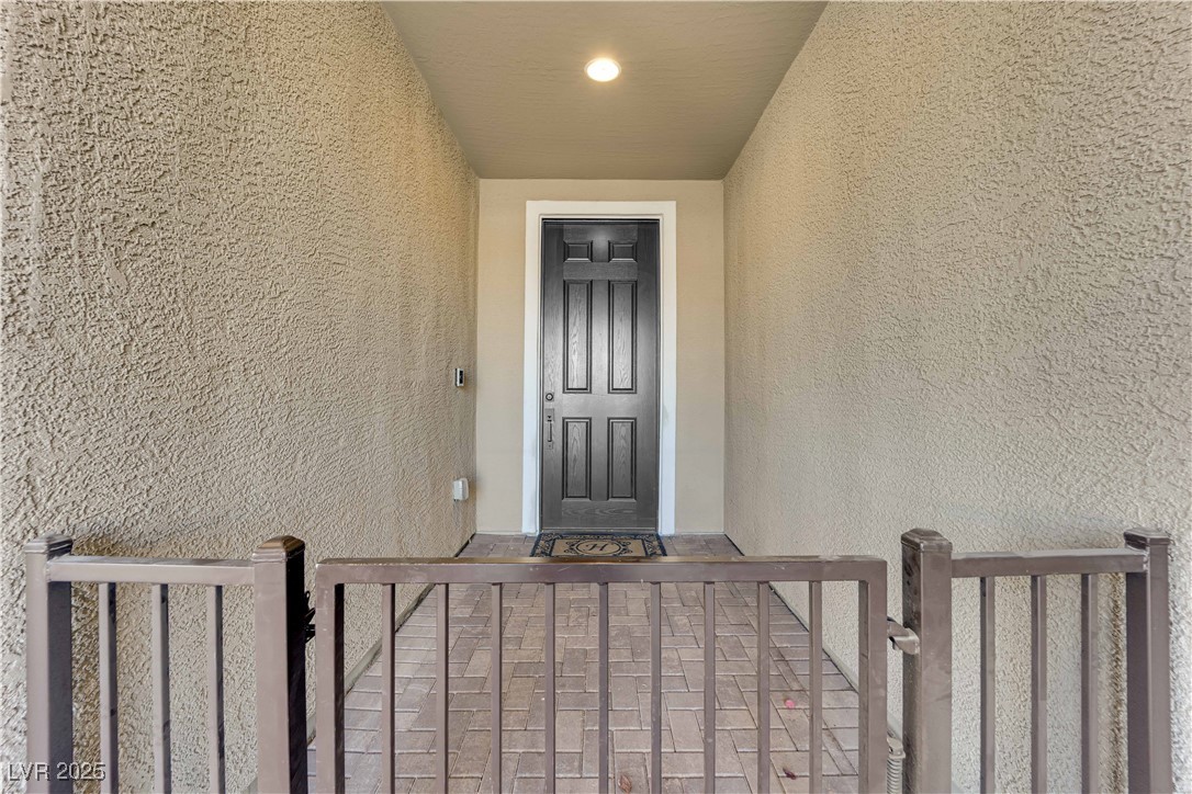 141 Outcrop Ridge Avenue