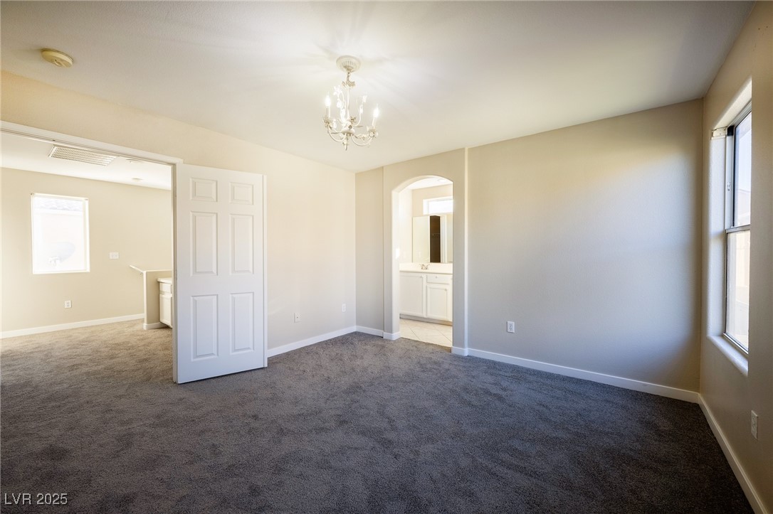 8177 Amphora Street