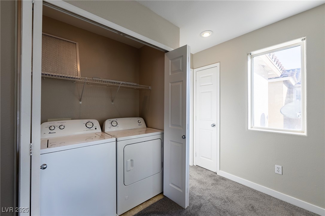 8177 Amphora Street