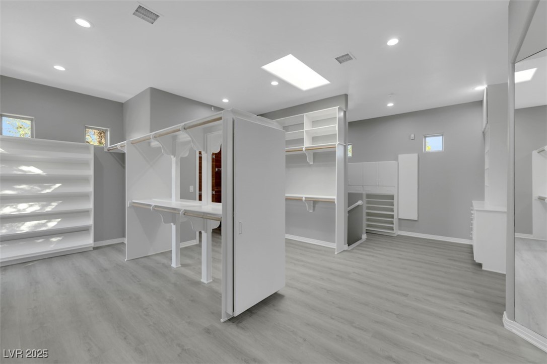 3860 Hildebrand Lane