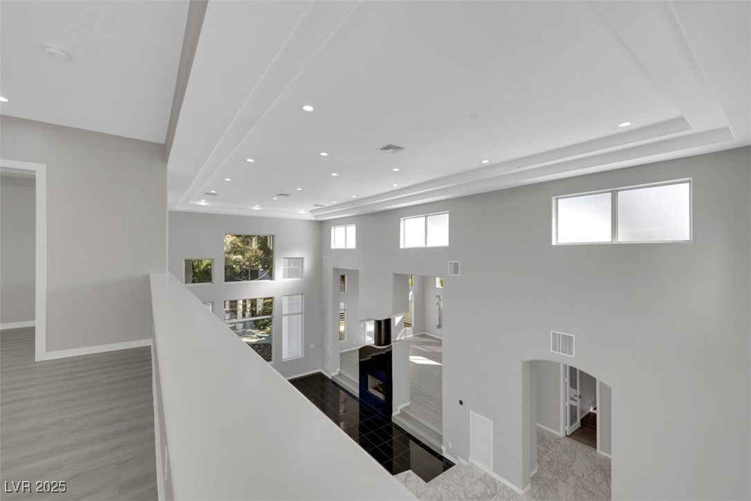 3860 Hildebrand Lane