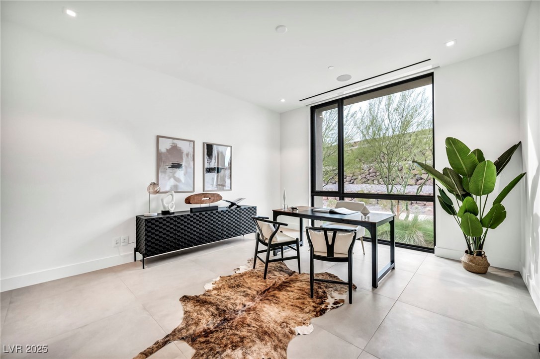 6 Rockmount Court