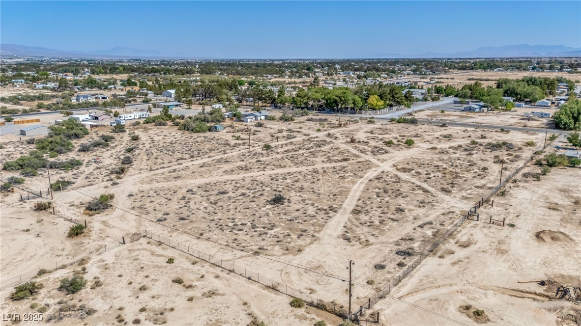 2090 Shady Lane
