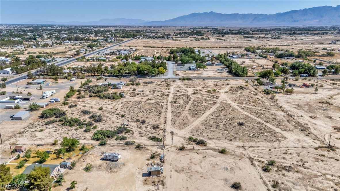 2090 Shady Lane