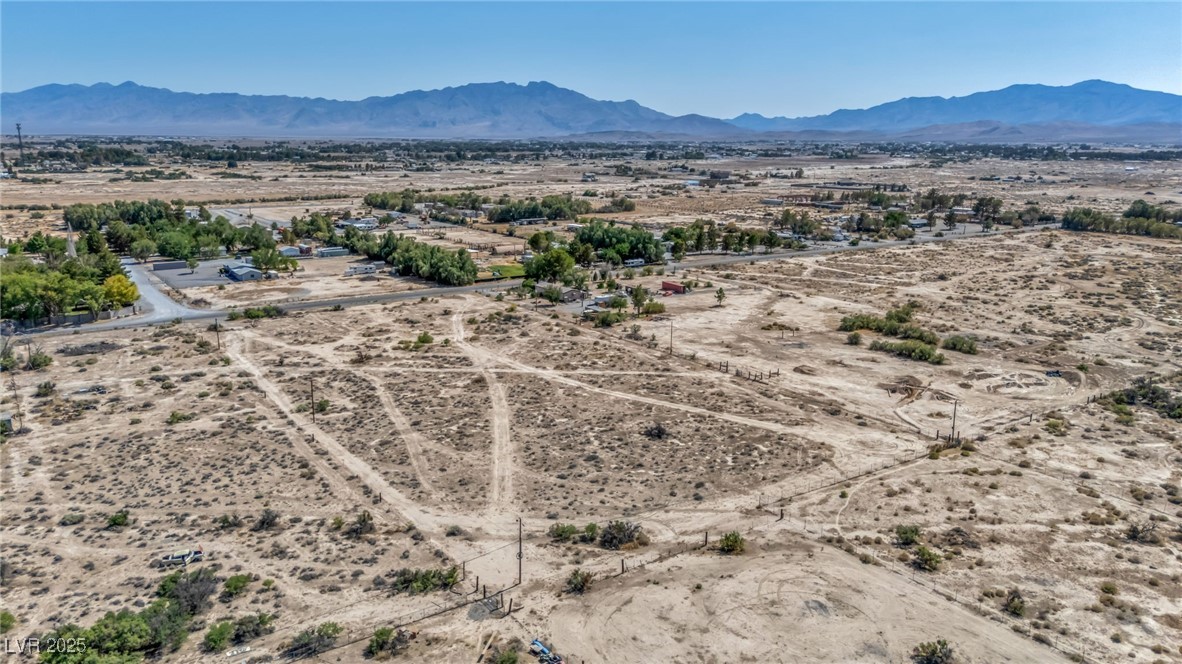 2090 Shady Lane