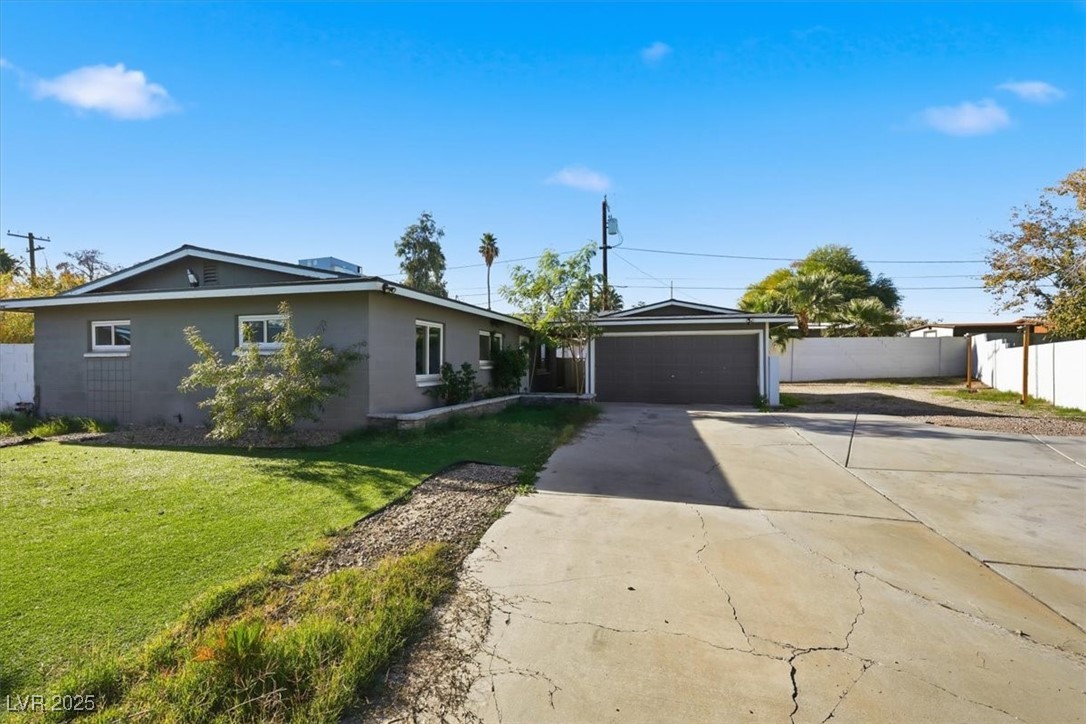 4044 Pepe Circle
