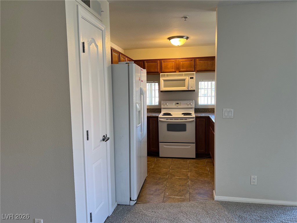 2111 Sealion Drive 208