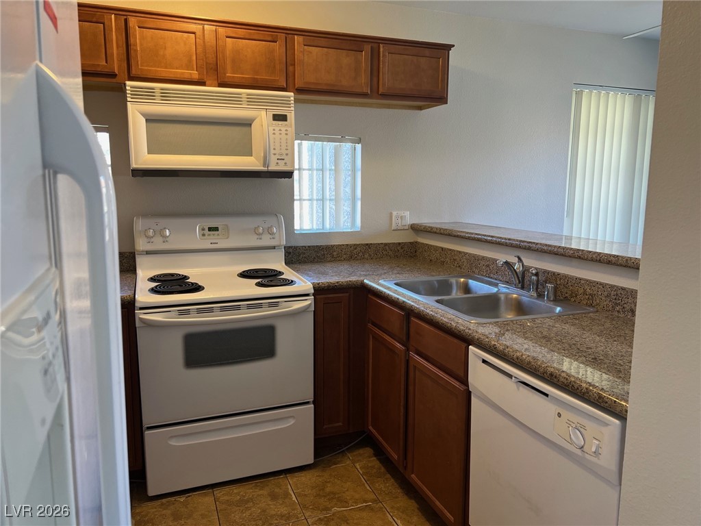 2111 Sealion Drive 208
