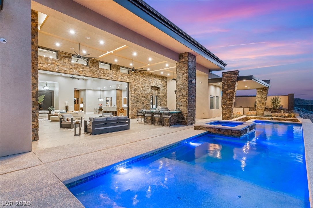 9 Stonecutter Court