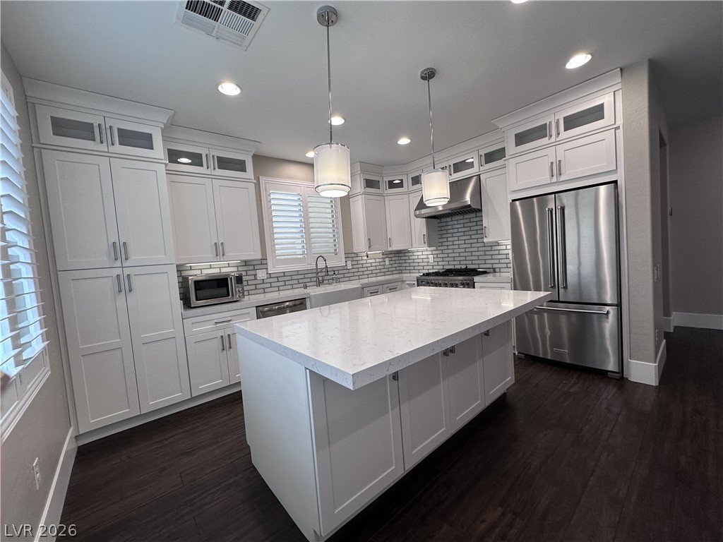 11244 Lompoc Court