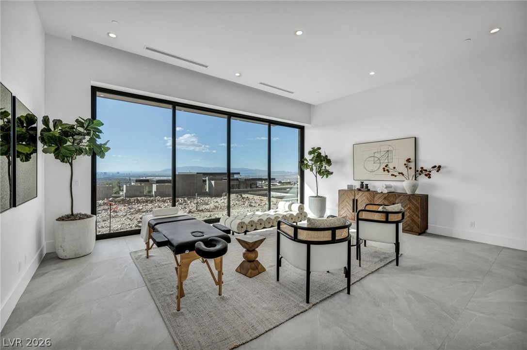 8 Cloudloft Court