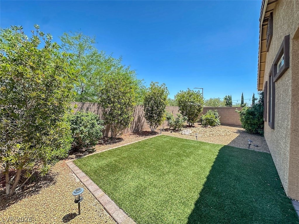 7728 Bandon Cliffs Street