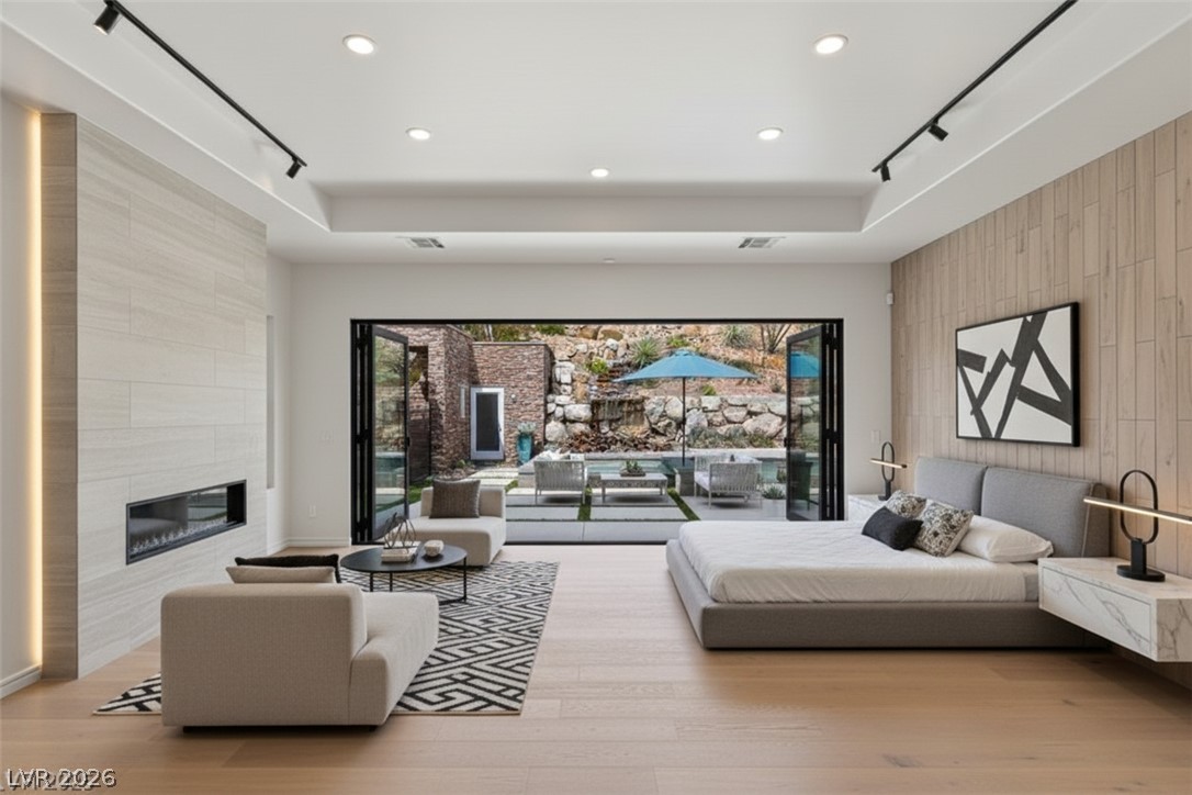 48 Panorama Crest Avenue