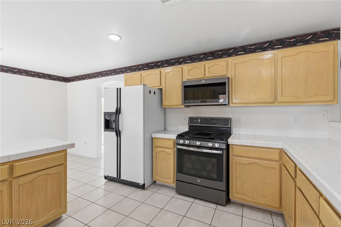 3486 Artemis Street