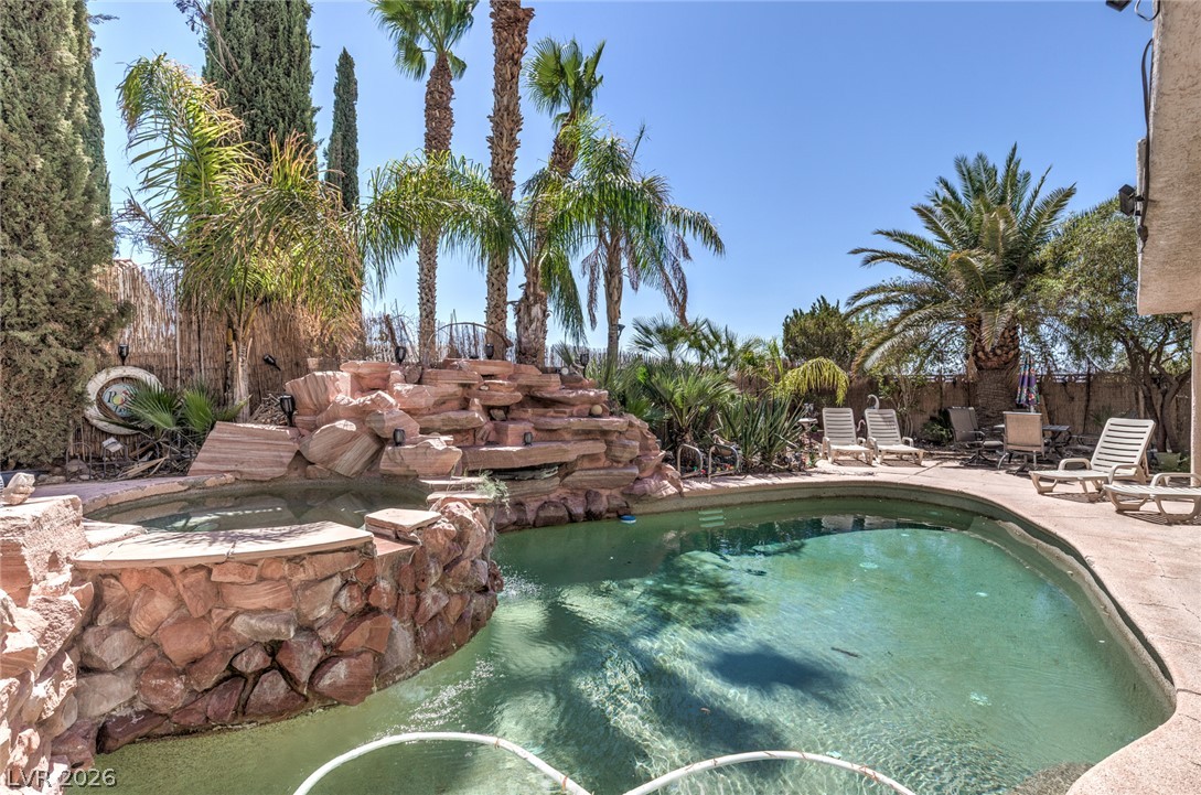 3486 Artemis Street