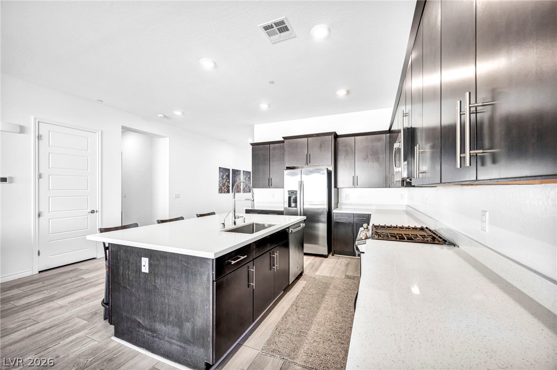 64 Reverie Heights Avenue