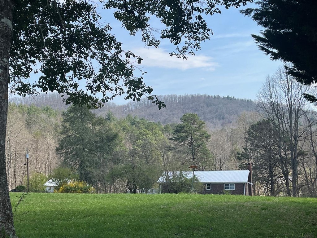 142 Arrowhead Trail