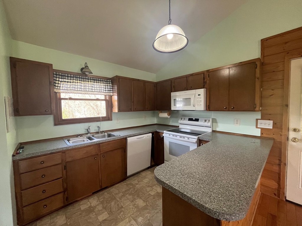 142 Arrowhead Trail