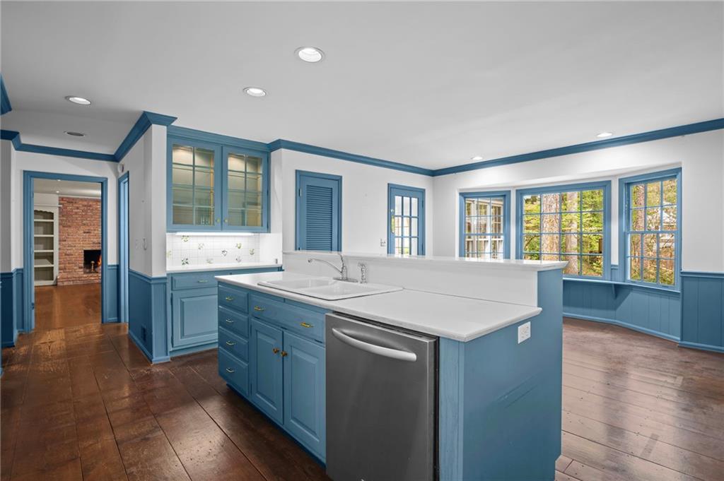 6255 Mountain Brook Lane