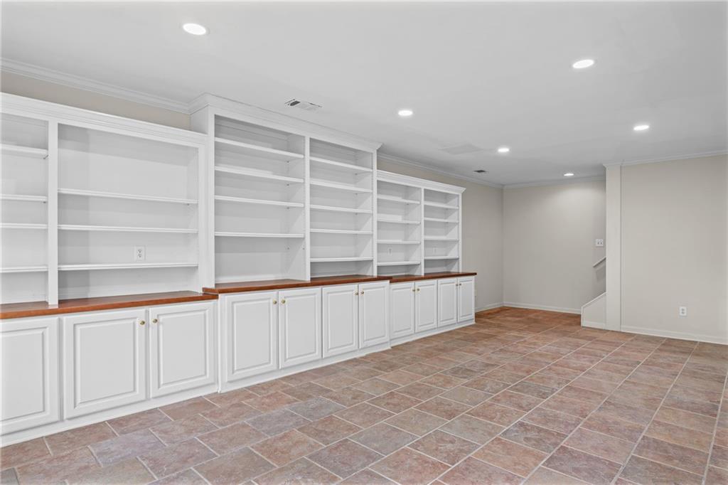 6255 Mountain Brook Lane