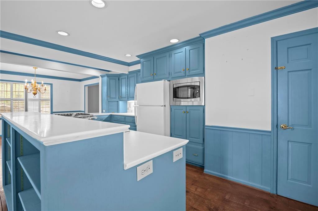 6255 Mountain Brook Lane