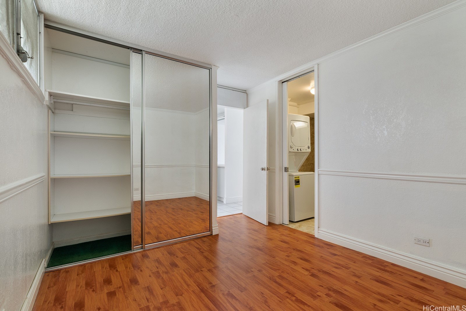 1515 Ward Avenue 304