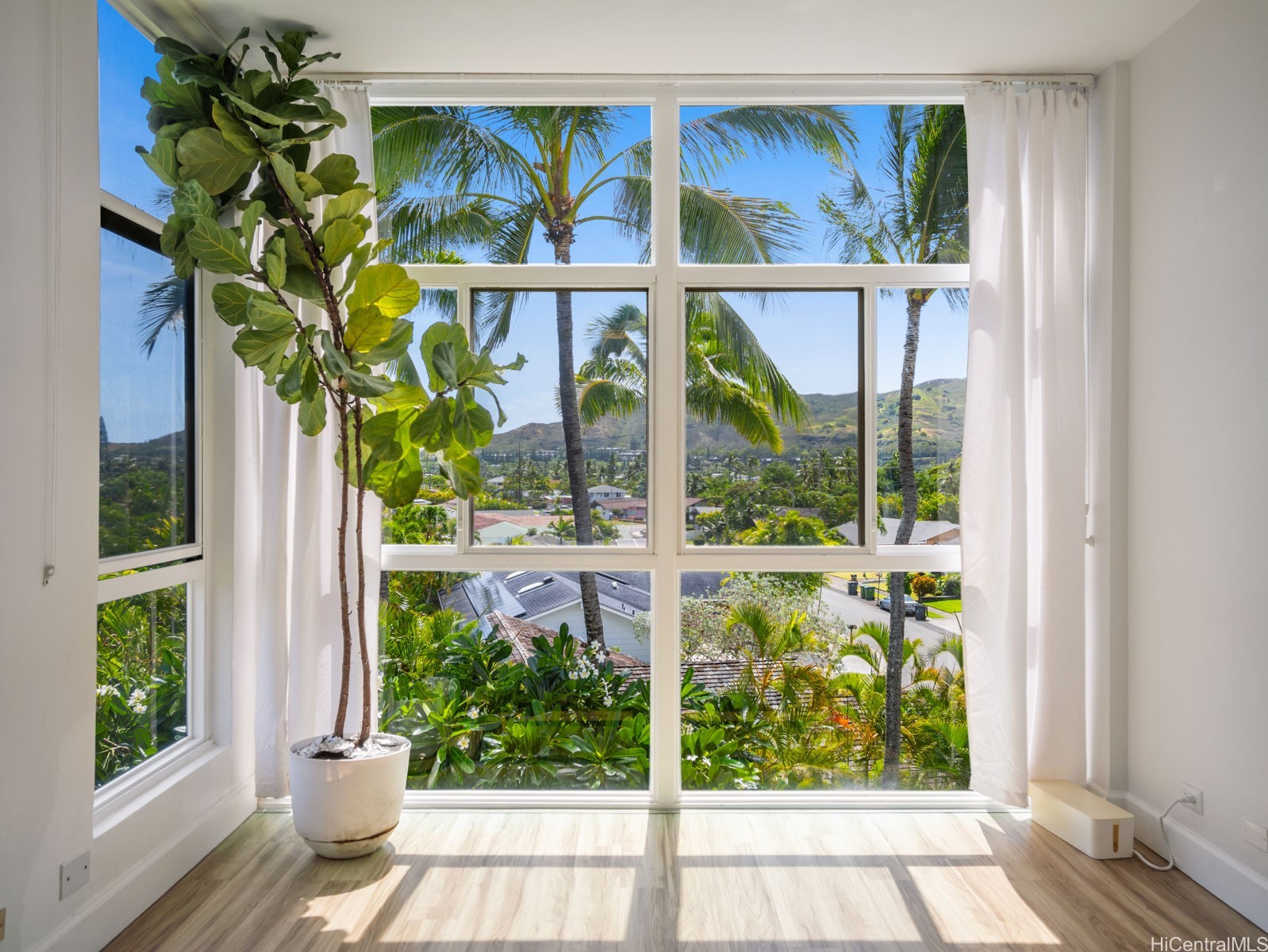 1030 Aoloa Place 412A