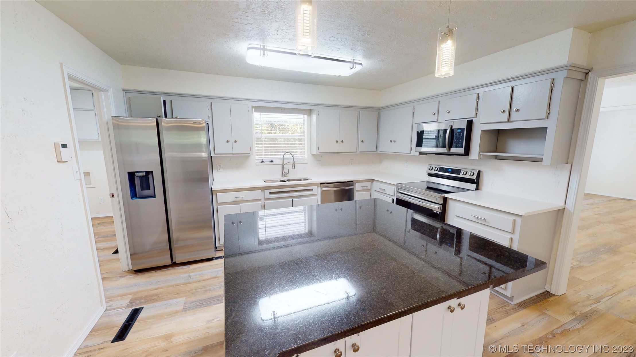 16340 County Road 1565