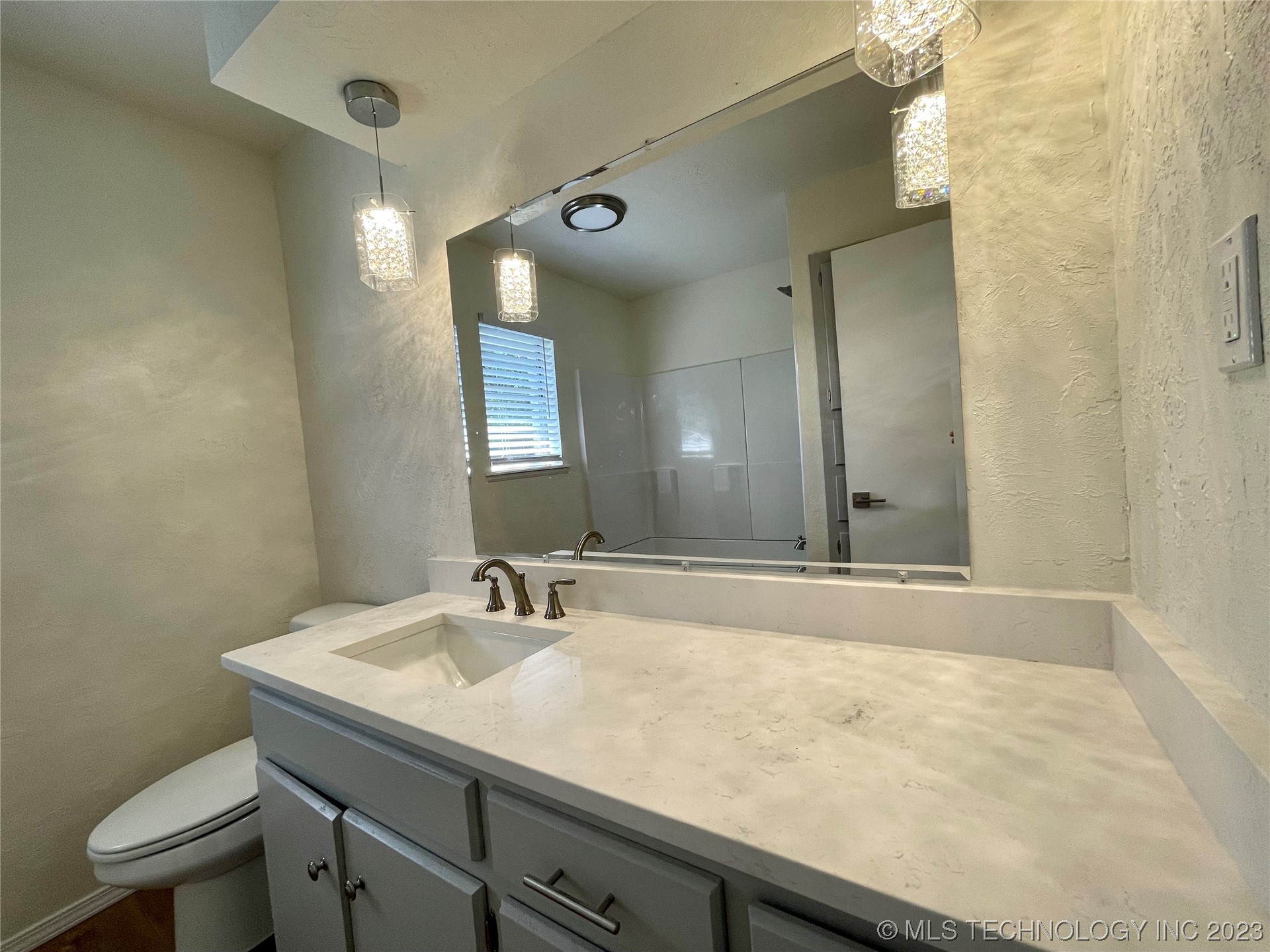 16340 County Road 1565