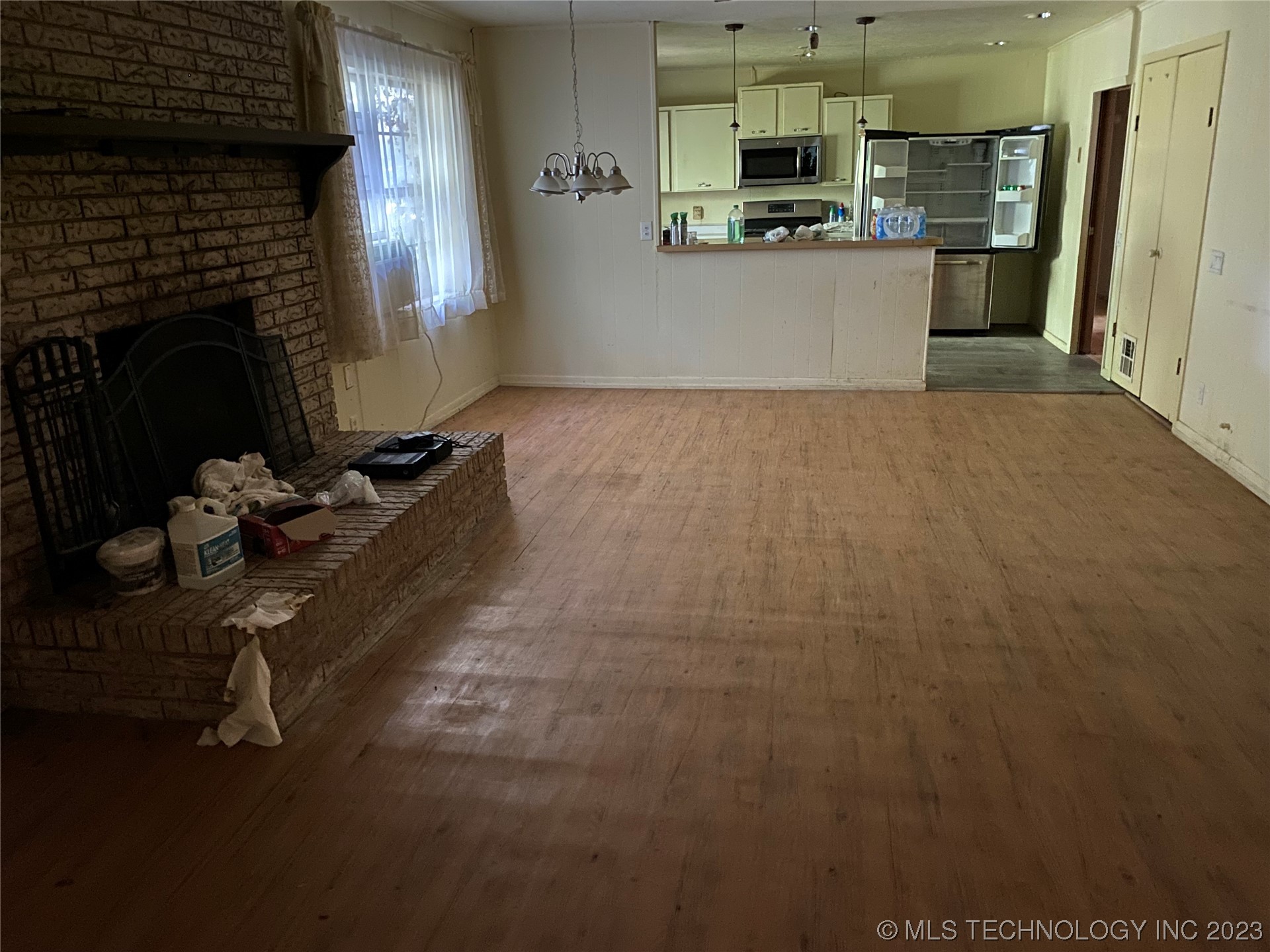 420 W 4th Street