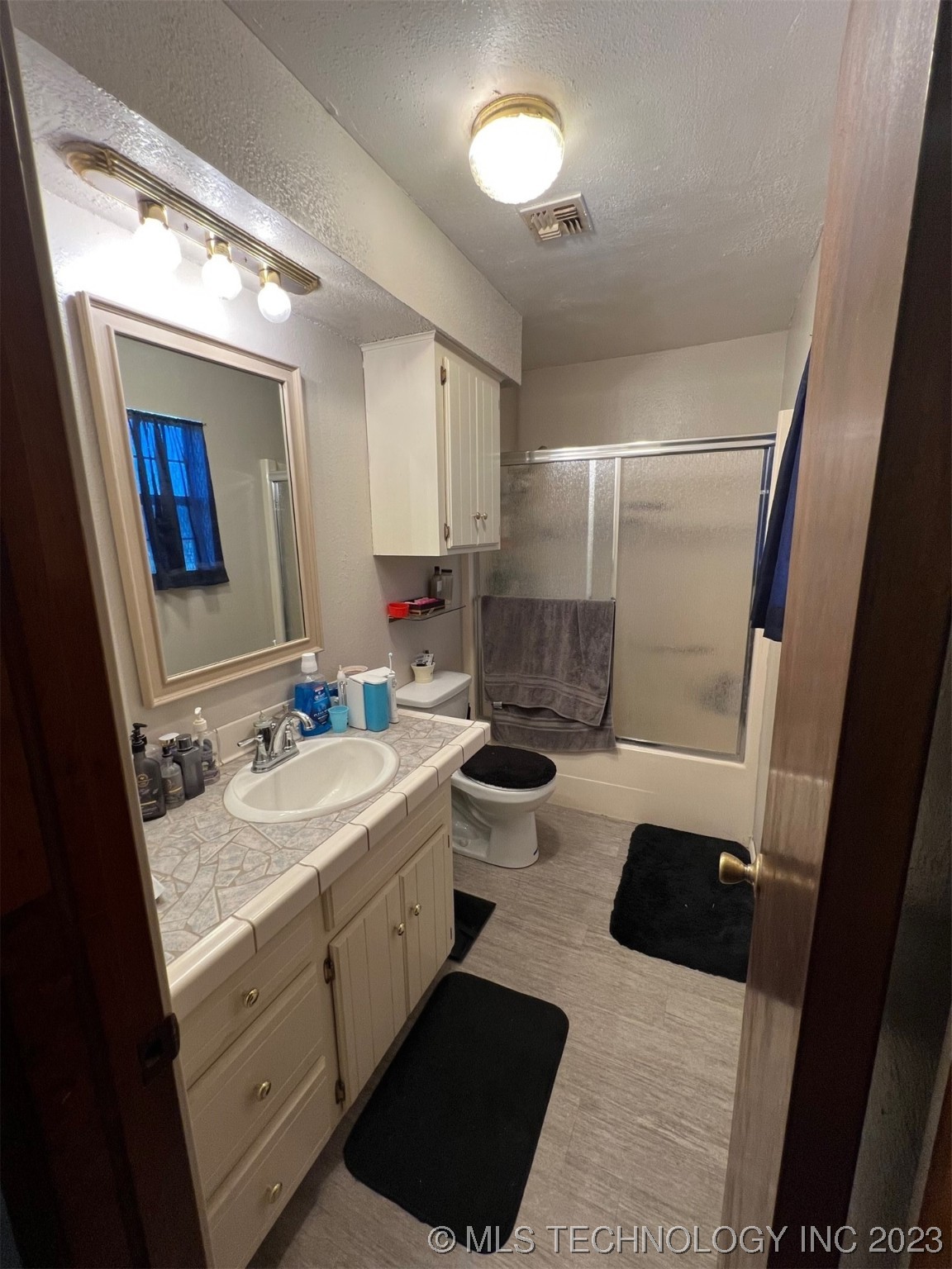 9777 County Road 1570