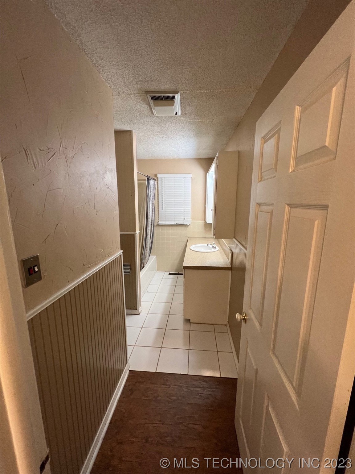 17945 County Road 1530