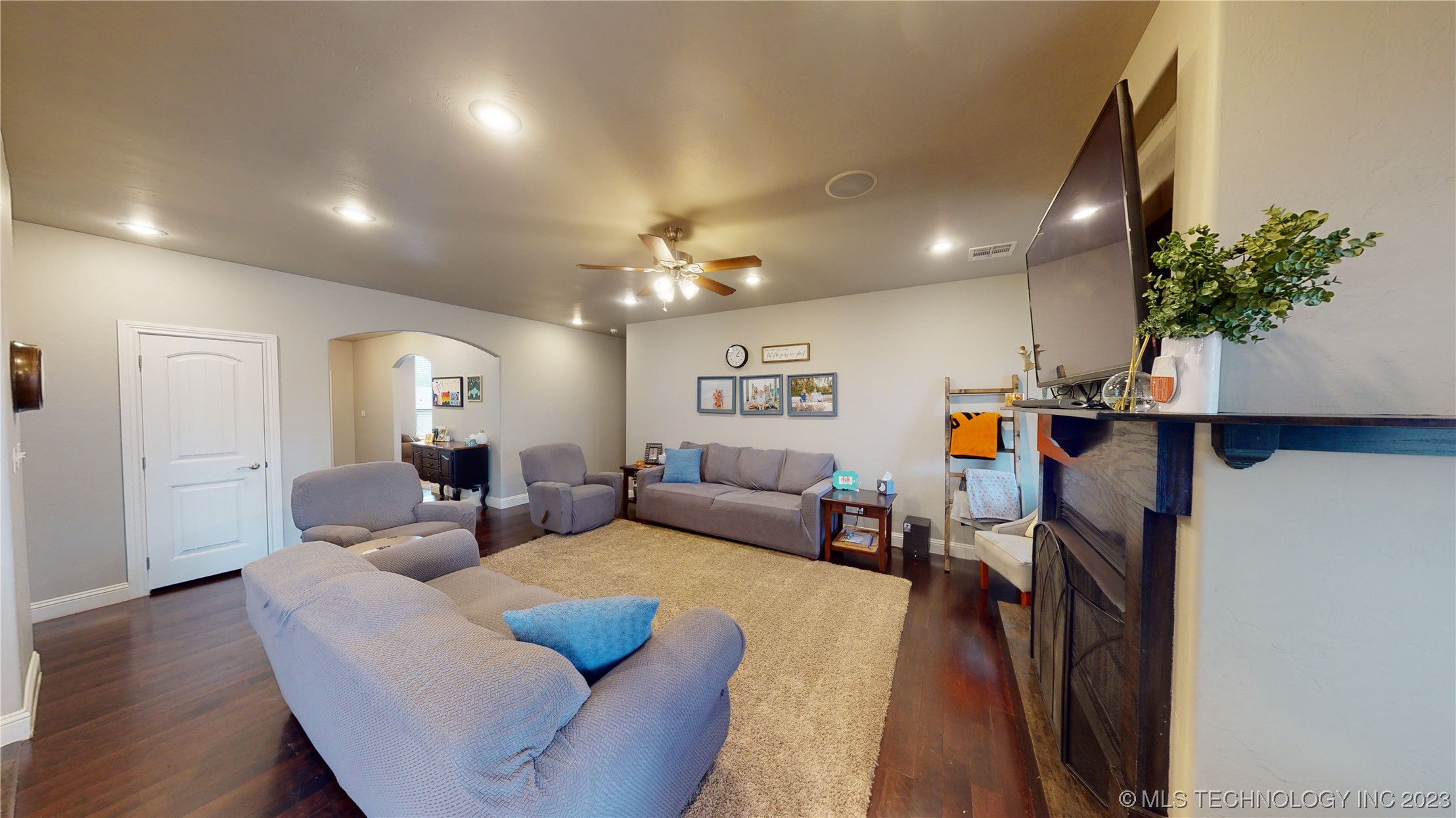 19083 County Road 1533