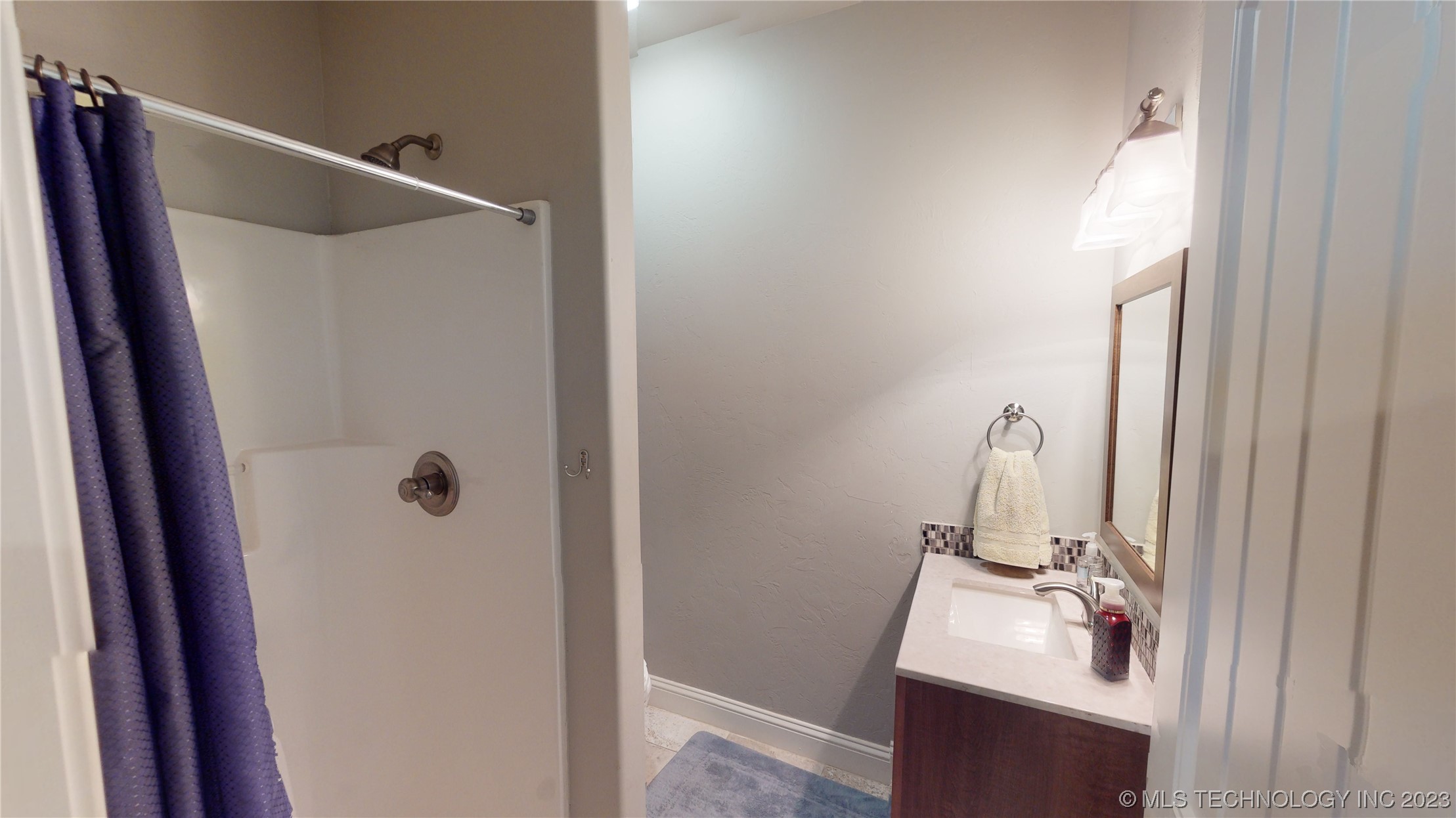 19083 County Road 1533