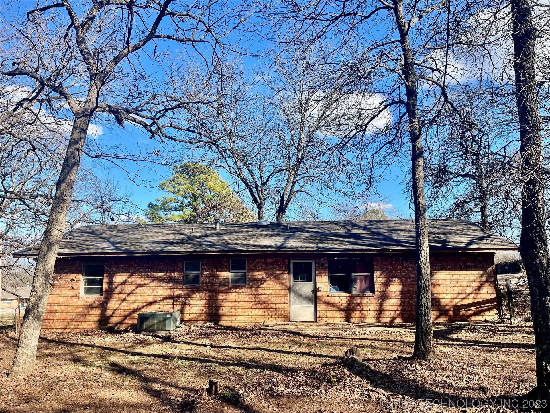 15795 County Road 1570