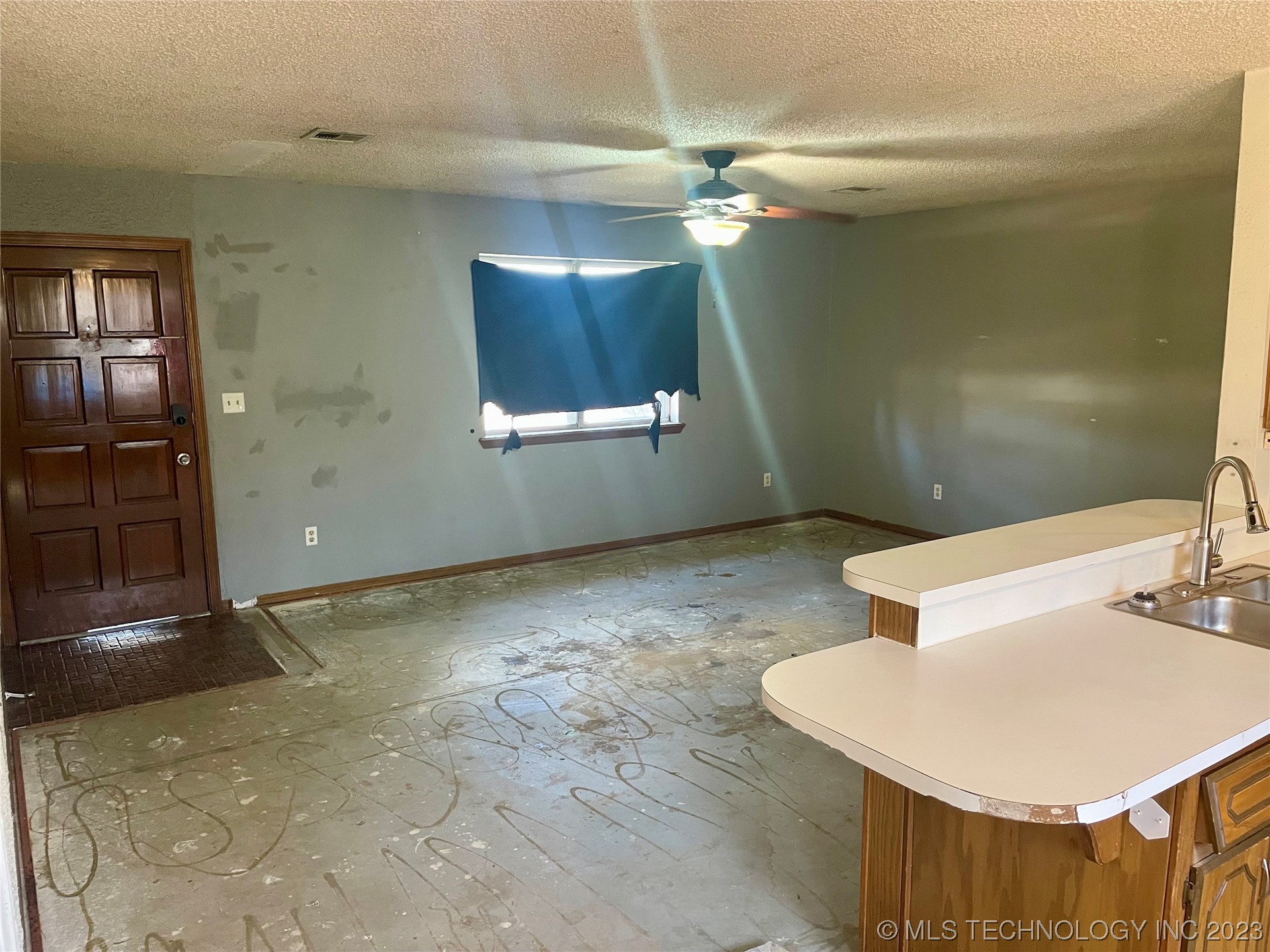 15795 County Road 1570