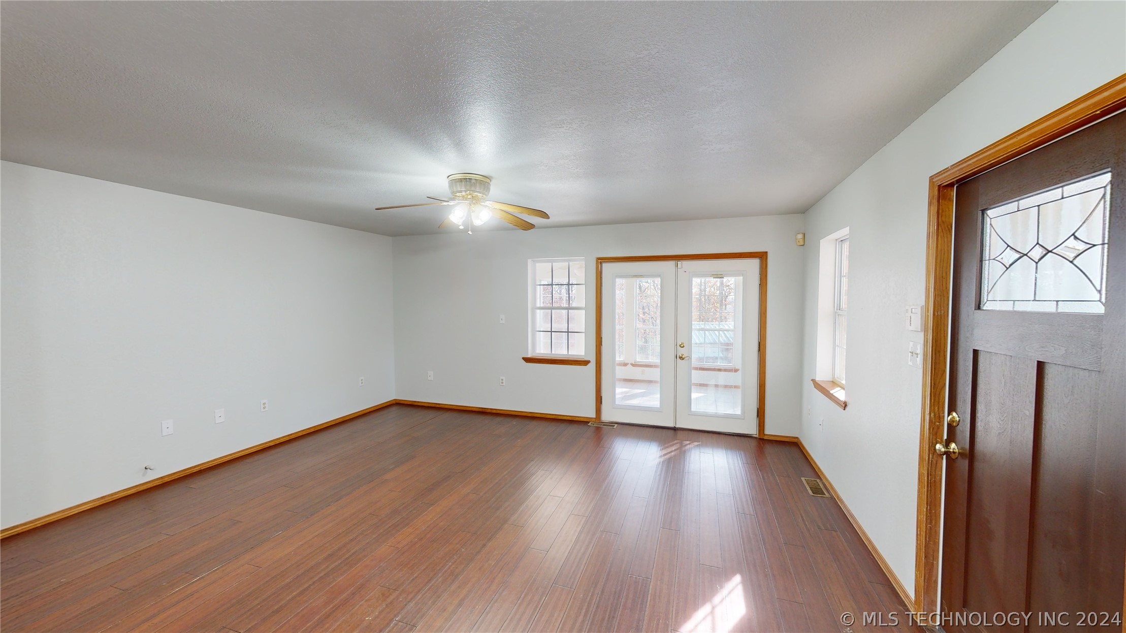 18640 County Road 3645 Loop