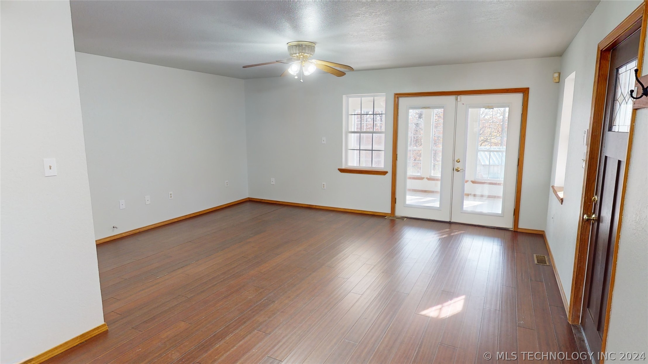 18640 County Road 3645 Loop