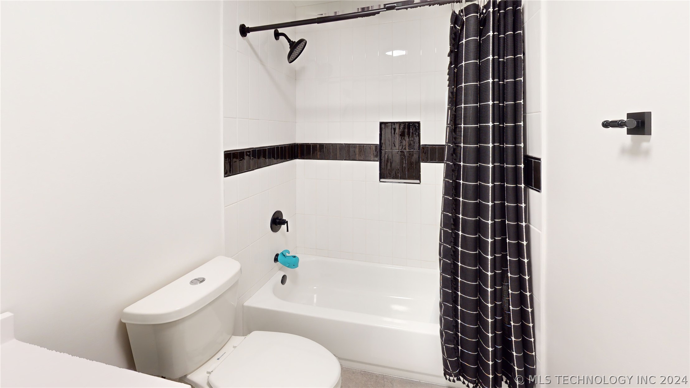 1709 Bois D Arc Lane