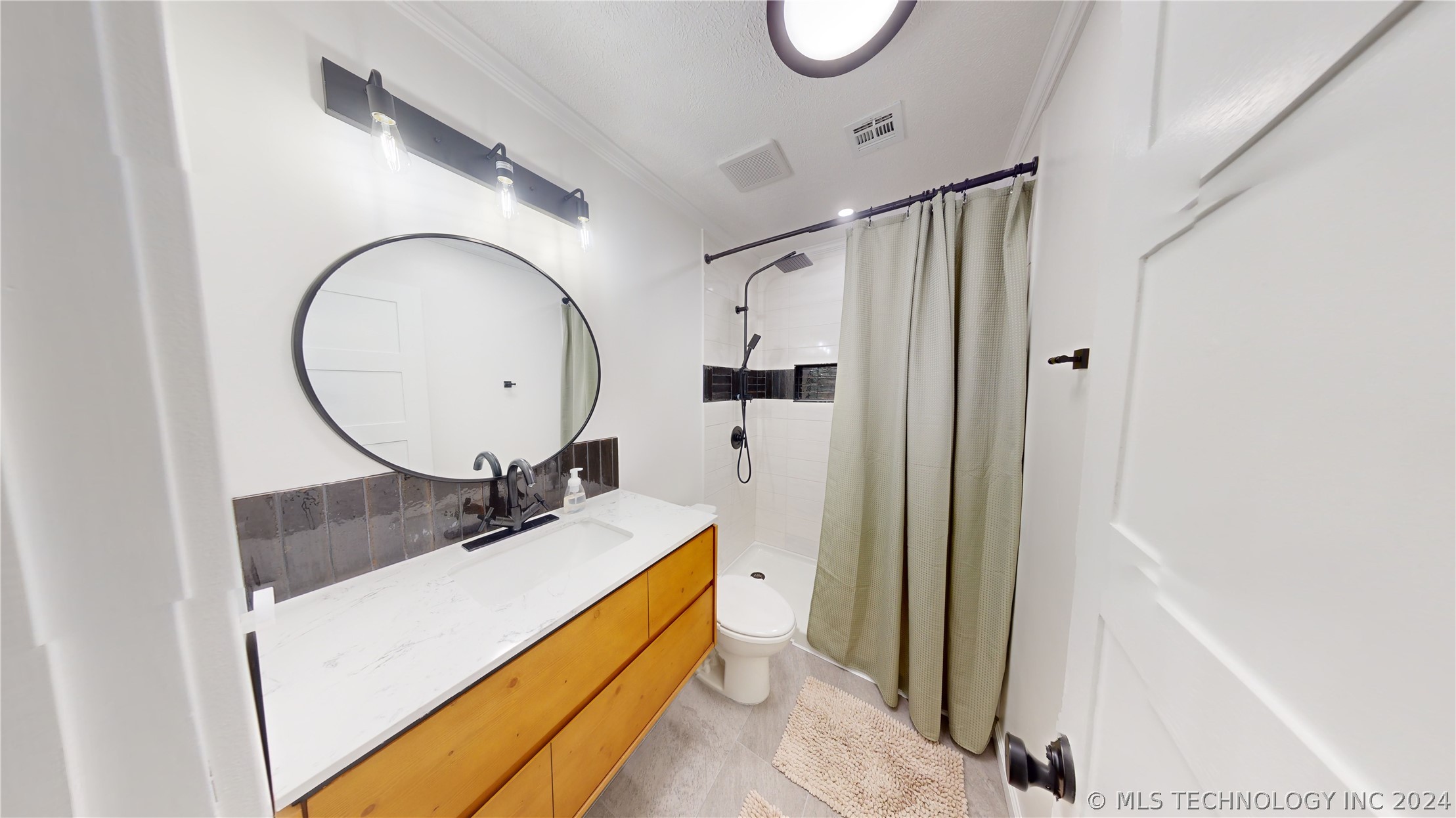 1709 Bois D Arc Lane