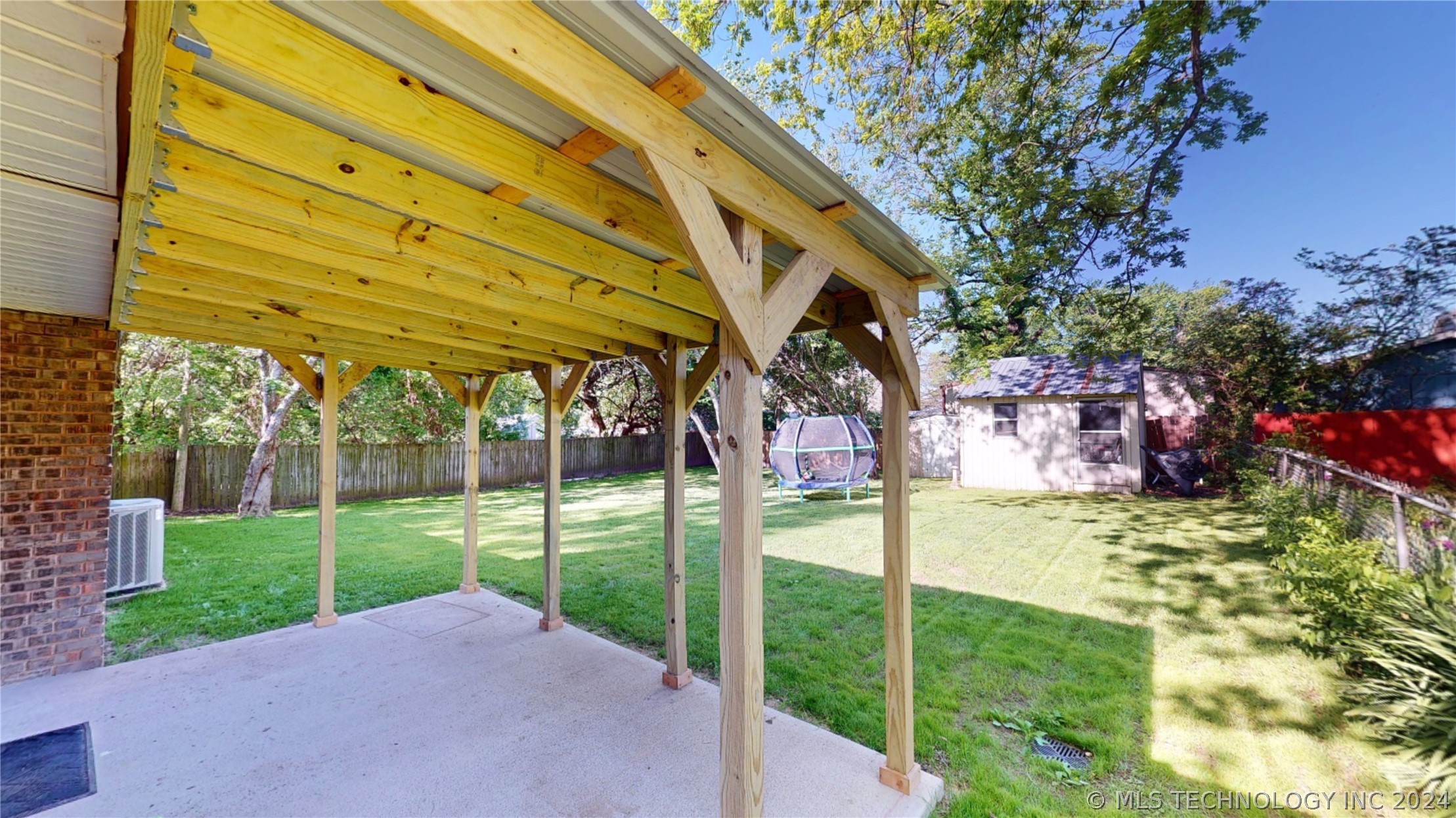 1709 Bois D Arc Lane