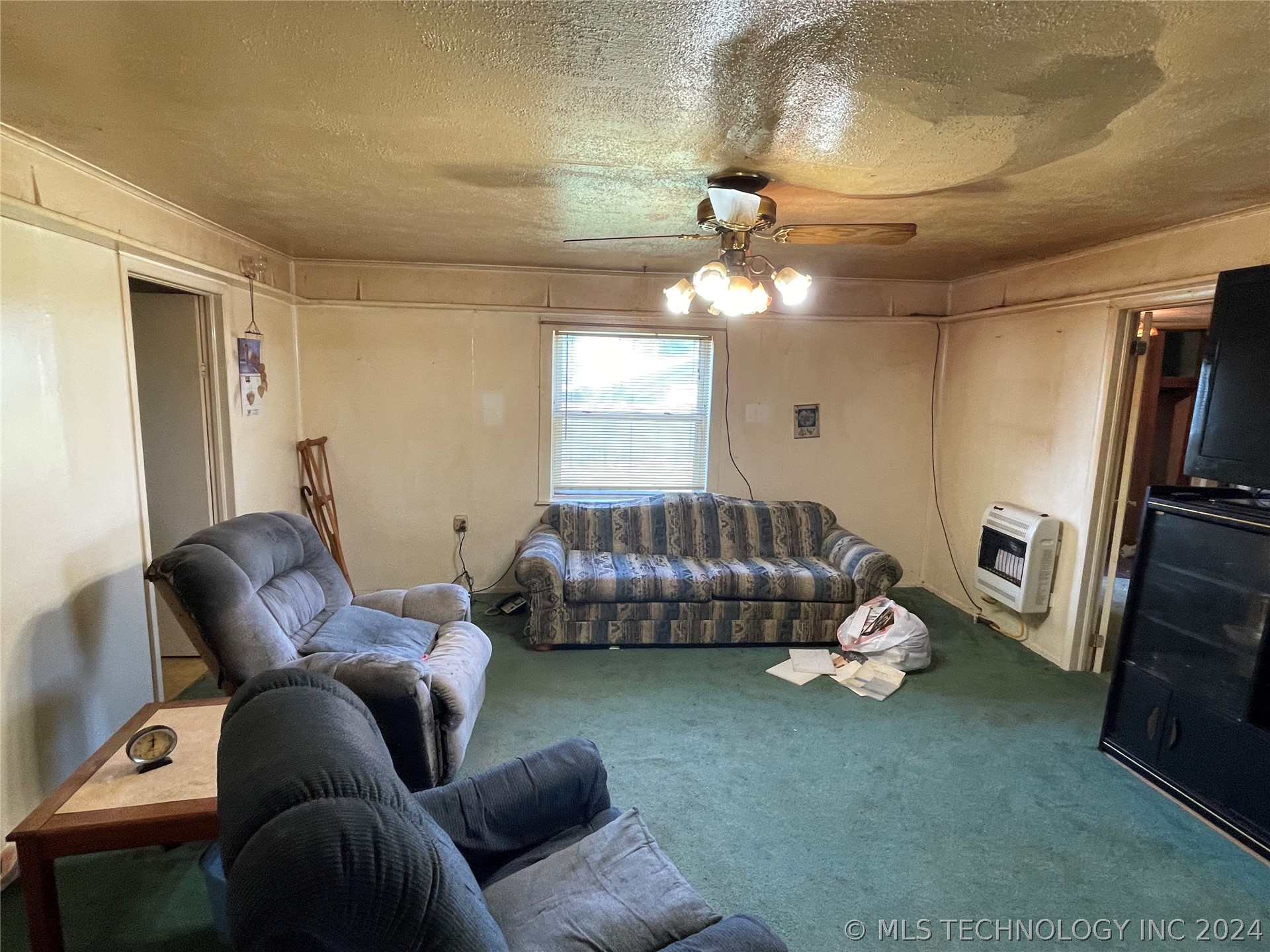 518 E Broadway