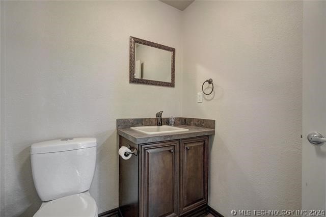 7183 Country Hollow
