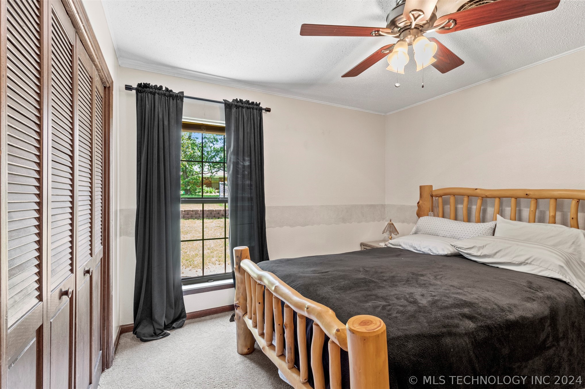 7183 Country Hollow