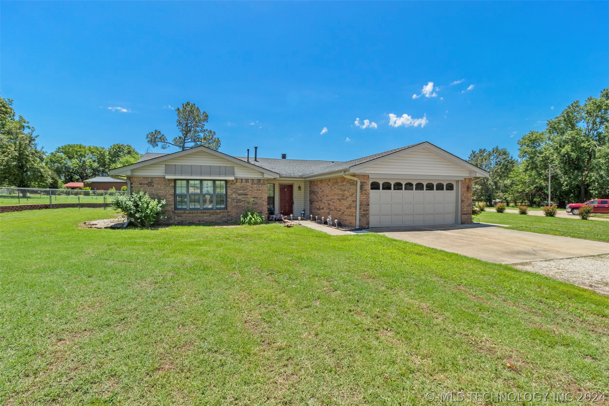 7183 Country Hollow